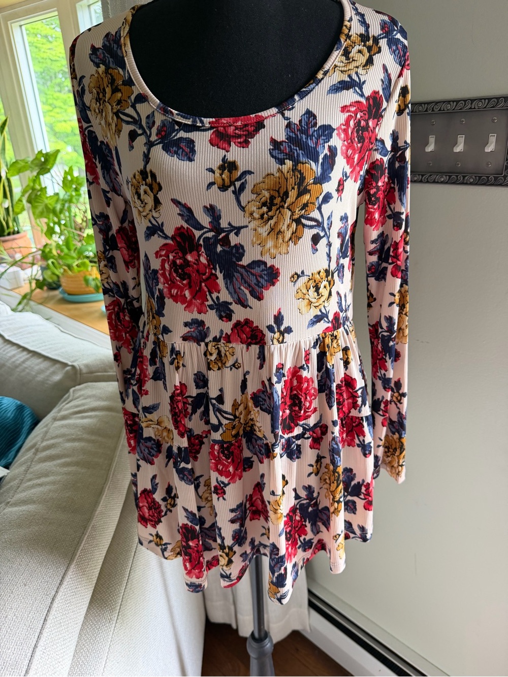 Floral Long Sleeve Babydoll Top Red, Yellow, Navy on Cream Marked Small BUT M/L